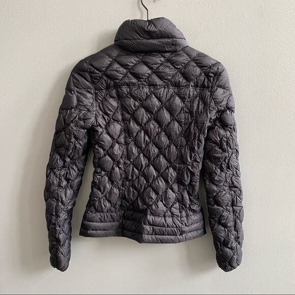 Saks Fifth Avenue Quilted Packable Down Black Jacket Full Zip Size XS - Picture 2 of 10